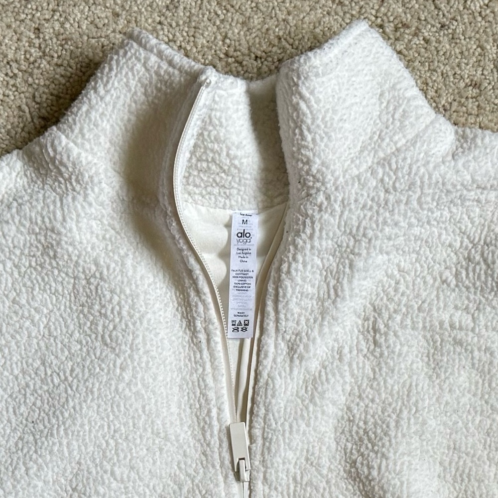 Medium alo sherpa pullover